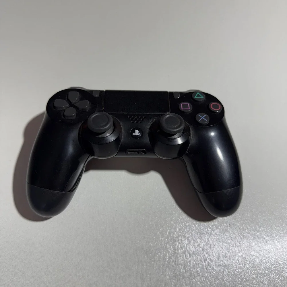 Modern Jet Black Sony DualShock‎ 4 PS4 Wireless Controller